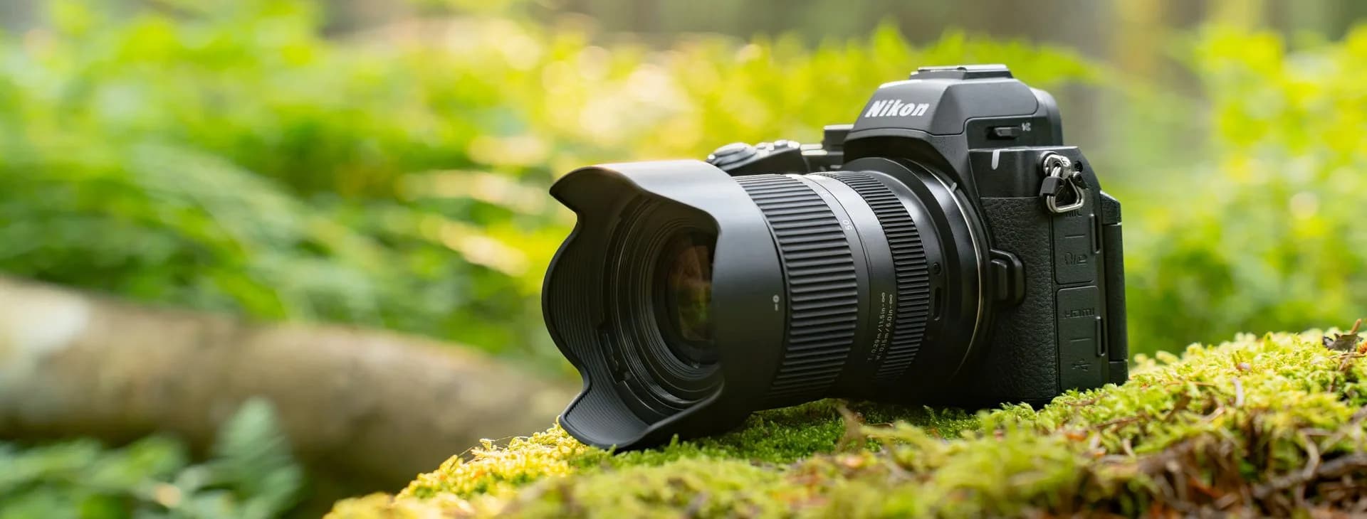 TAMRON 16-50mm F2.8 A (B091) – Nikon Z fényképezőgépen, mohán, erdőben